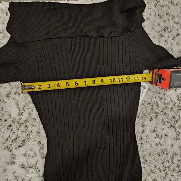 Charlotte Russe SZ Med NWT Black Bodycon 3/4 Sleeve Off Shoulder Sweater Dress - Picture 6 of 7